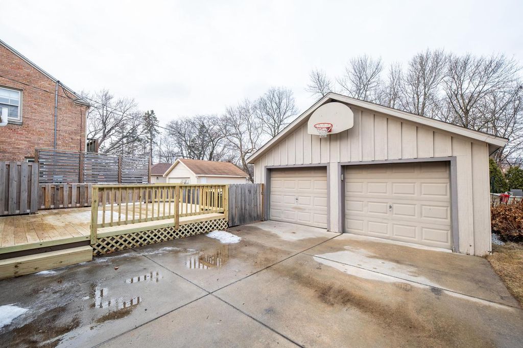 property-img