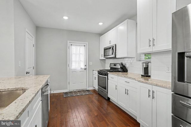 3818 FERNHILL AVE, Baltimore, MD 21215