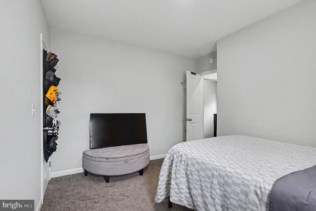 3818 FERNHILL AVE, Baltimore, MD 21215