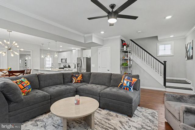 3818 FERNHILL AVE, Baltimore, MD 21215