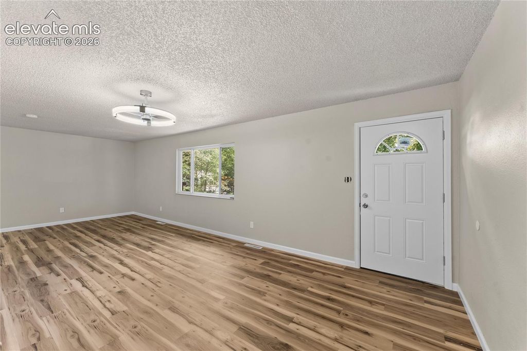 1214 Burnham Street, Colorado Springs, CO 80906 — photo 3