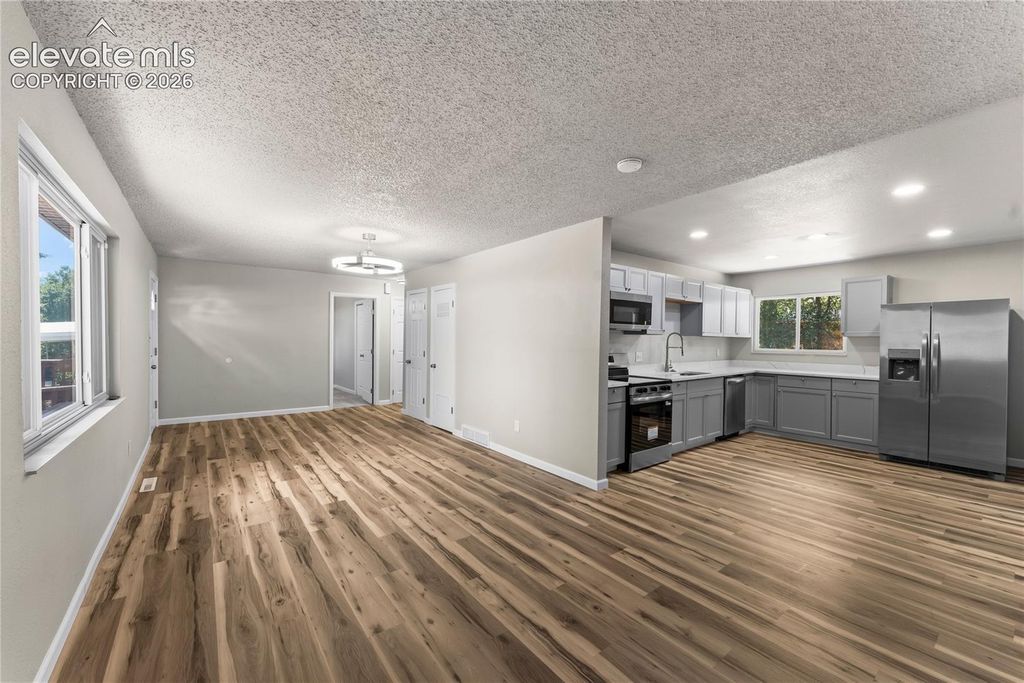 1214 Burnham Street, Colorado Springs, CO 80906 — photo 4