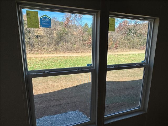 6444 madison, Huntsville, AR 72740