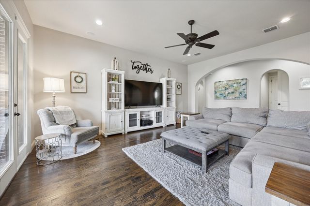 580 Butchart Drive, Prosper, TX 75078