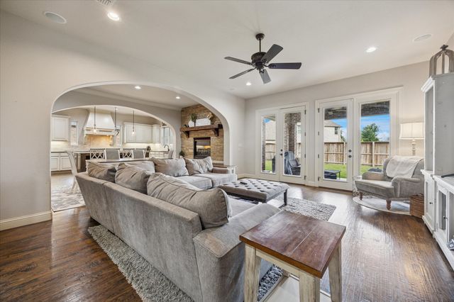 580 Butchart Drive, Prosper, TX 75078