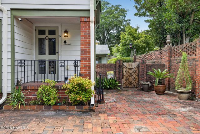 5 N 20th Street, Wilmington, NC 28405