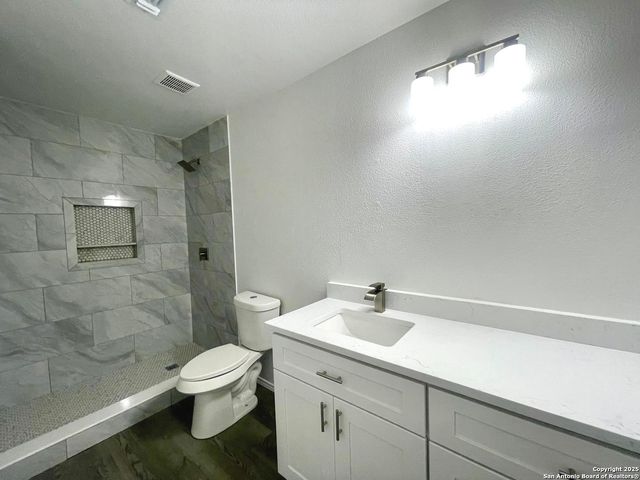 6702 MOUNTAIN ASIA, San Antonio, TX 78233