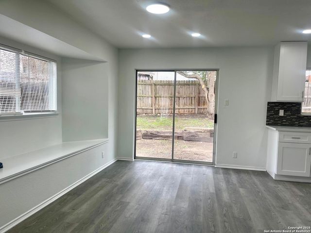 6702 MOUNTAIN ASIA, San Antonio, TX 78233