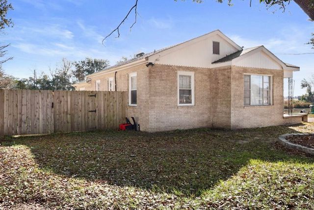 5245 Highway 1, Raceland, LA 70394