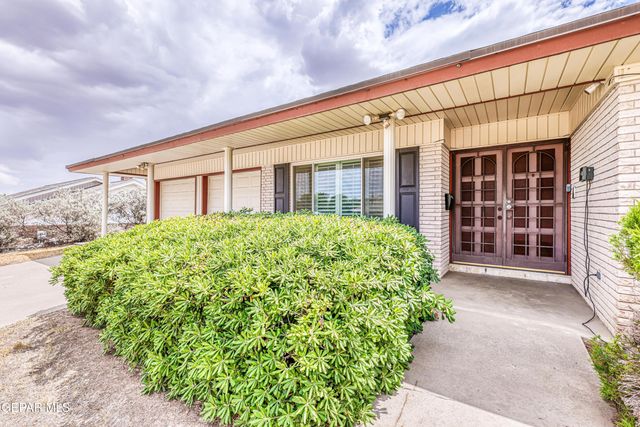 3212 OLD SPANISH Trail, El Paso, TX 79904