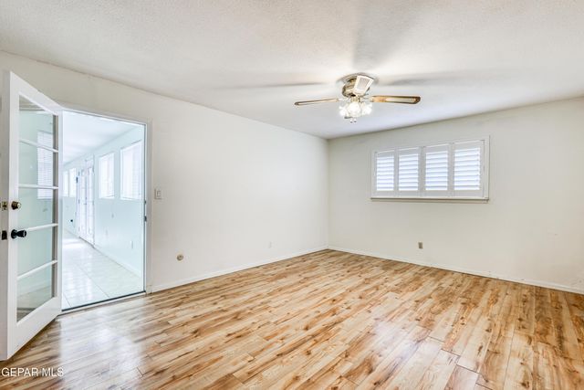 3212 OLD SPANISH Trail, El Paso, TX 79904