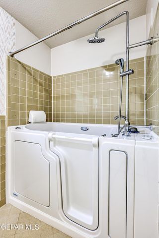 3212 OLD SPANISH Trail, El Paso, TX 79904