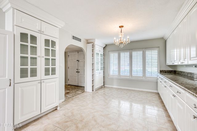 3212 OLD SPANISH Trail, El Paso, TX 79904
