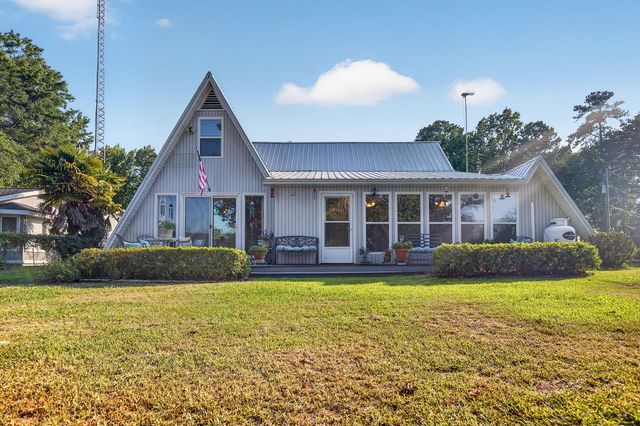 1039 Summerford Lane, Manning, SC 29102