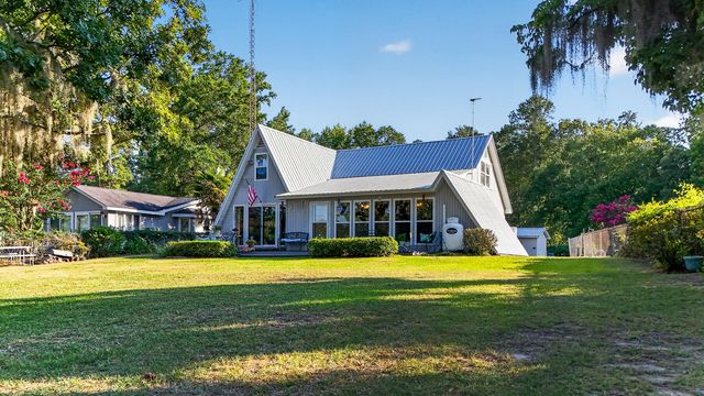 1039 Summerford Lane, Manning, SC 29102