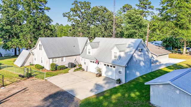 1039 Summerford Lane, Manning, SC 29102
