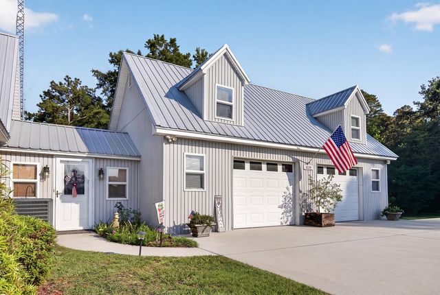 1039 Summerford Lane, Manning, SC 29102