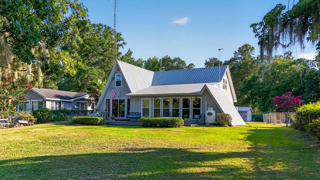 1039 Summerford Lane, Manning, SC 29102