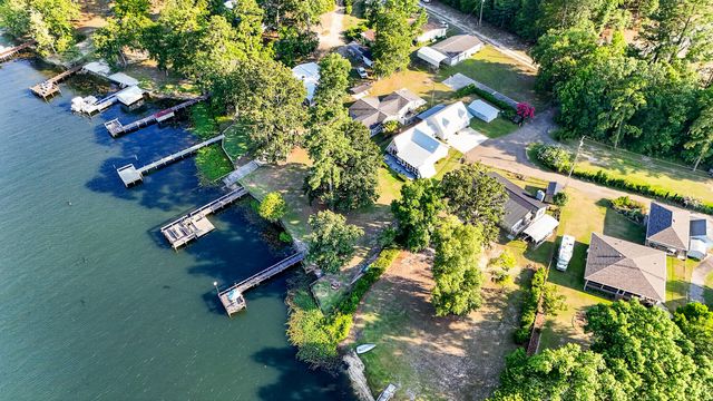1039 Summerford Lane, Manning, SC 29102