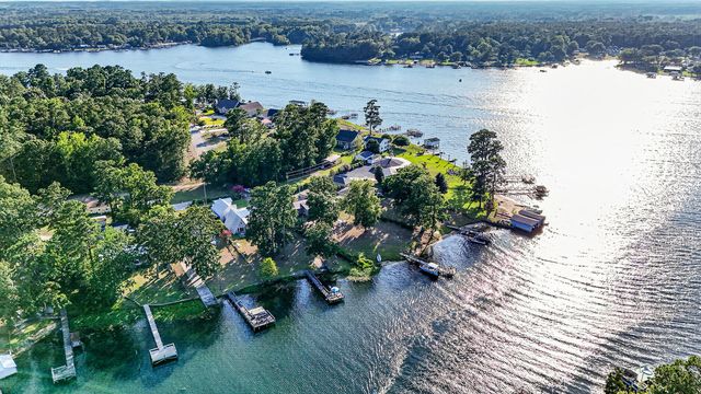 1039 Summerford Lane, Manning, SC 29102
