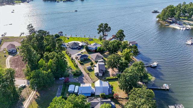 1039 Summerford Lane, Manning, SC 29102