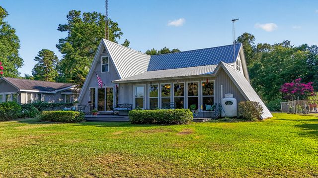 1039 Summerford Lane, Manning, SC 29102