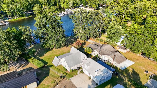 1039 Summerford Lane, Manning, SC 29102