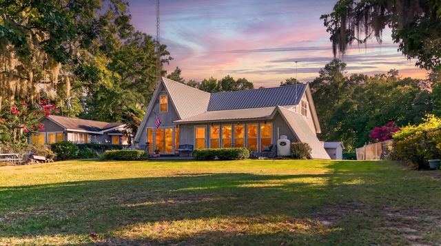 1039 Summerford Lane, Manning, SC 29102