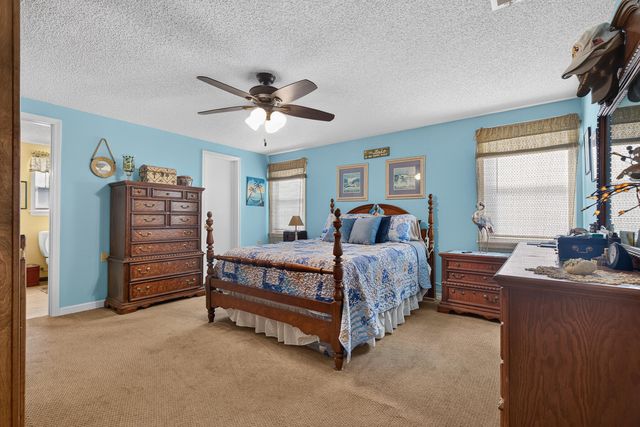 1039 Summerford Lane, Manning, SC 29102