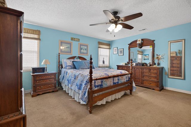 1039 Summerford Lane, Manning, SC 29102