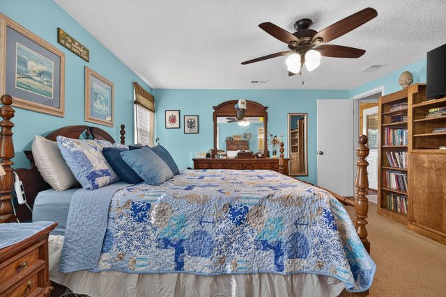 1039 Summerford Lane, Manning, SC 29102