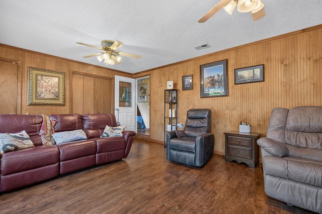 1039 Summerford Lane, Manning, SC 29102