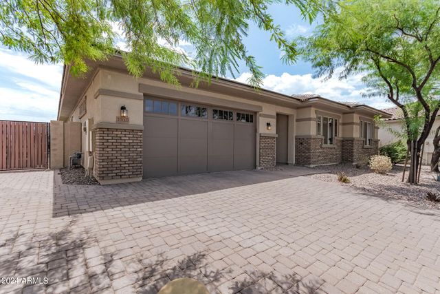 10005 W Spur Drive, Peoria, AZ 85383