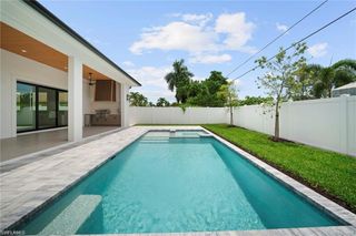 708 100th AVE N, Naples, FL 34108