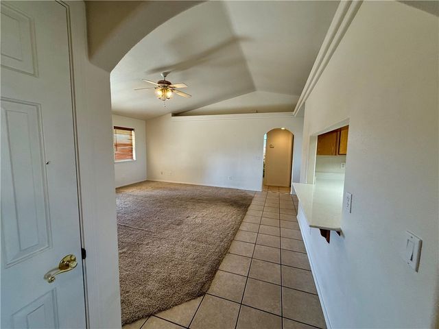 3082 Southern Loop, Kingman, AZ 86401