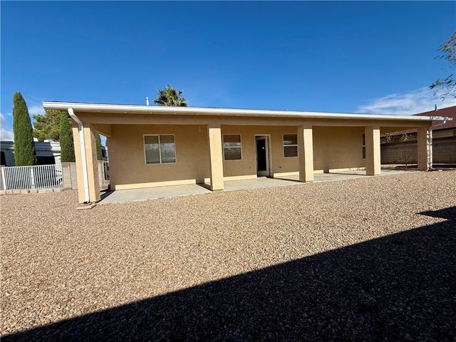 3082 Southern Loop, Kingman, AZ 86401