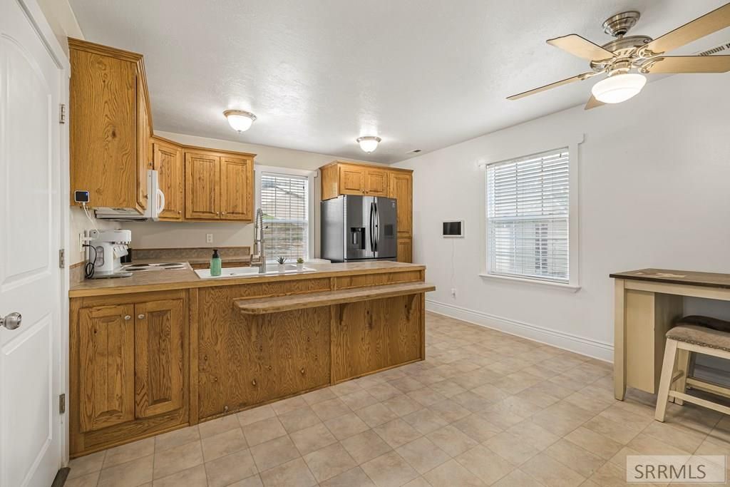 Image 14 of property listing at 4824 W Broadway Street, Idaho Falls, ID 83402