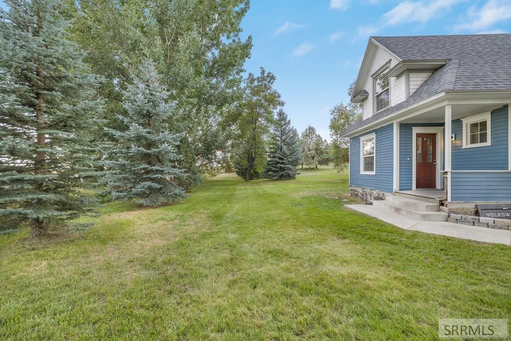 Image 37 of property listing at 4824 W Broadway Street, Idaho Falls, ID 83402