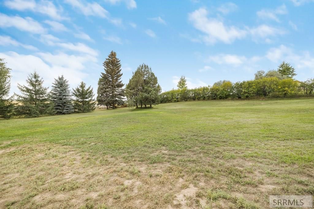 Image 39 of property listing at 4824 W Broadway Street, Idaho Falls, ID 83402