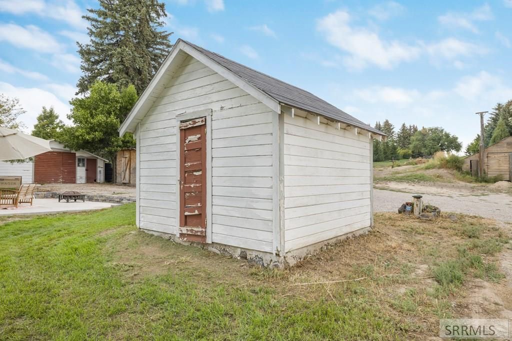 Image 45 of property listing at 4824 W Broadway Street, Idaho Falls, ID 83402