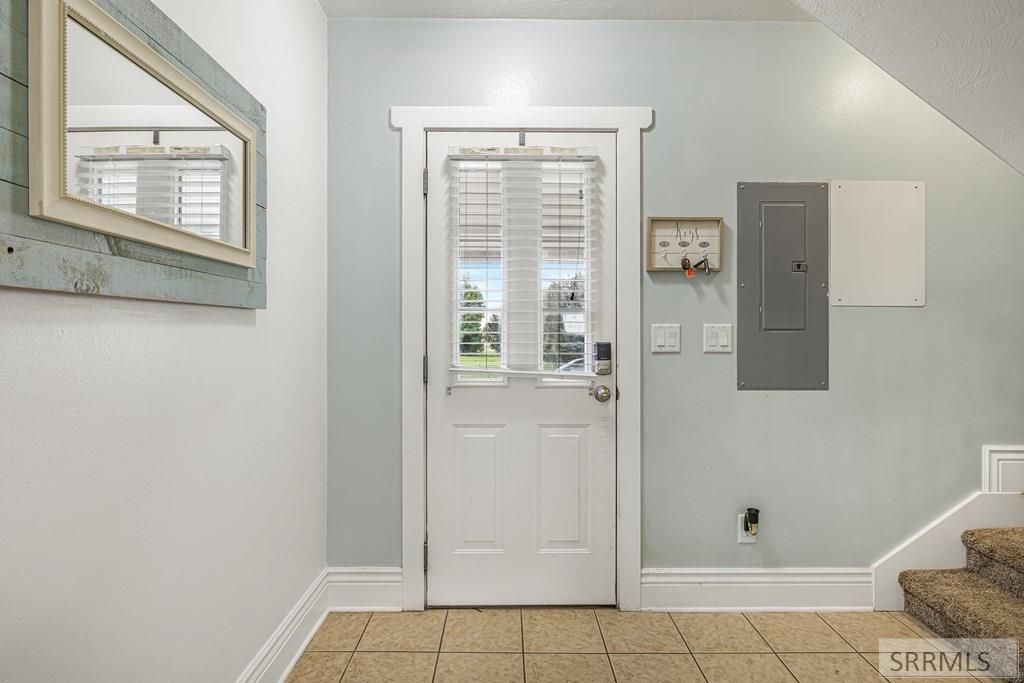 Image 6 of property listing at 4824 W Broadway Street, Idaho Falls, ID 83402