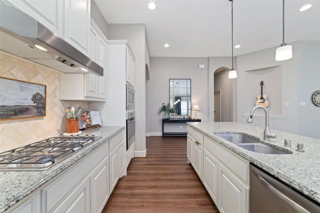 9942 Beautyberry, Conroe, TX 77385