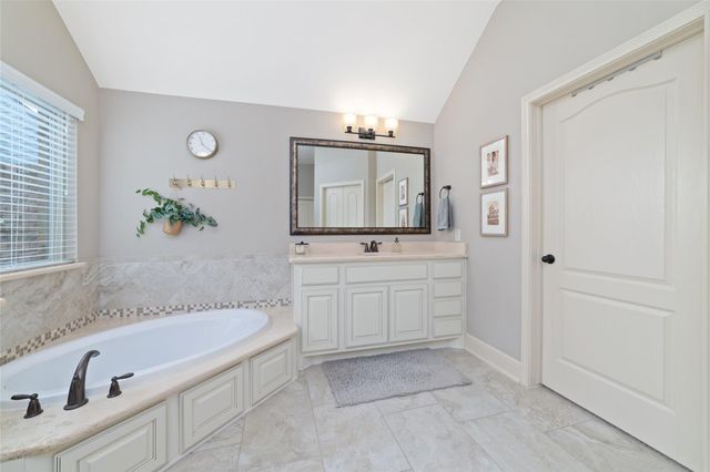 9942 Beautyberry, Conroe, TX 77385