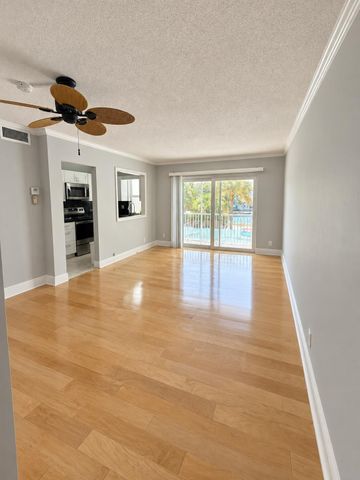 1439 S Ocean Blvd Apt 209, Lauderdale By The Sea, FL 33062