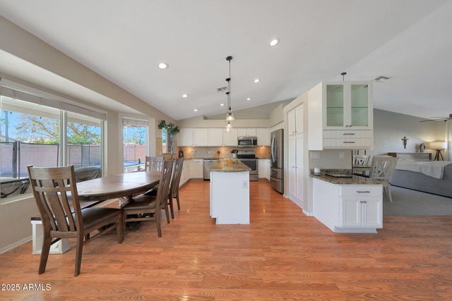 167 W SHAMROCK Street, Gilbert, AZ 85233