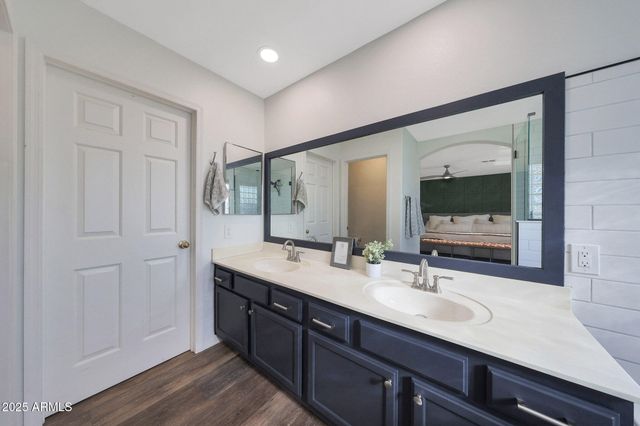 167 W SHAMROCK Street, Gilbert, AZ 85233