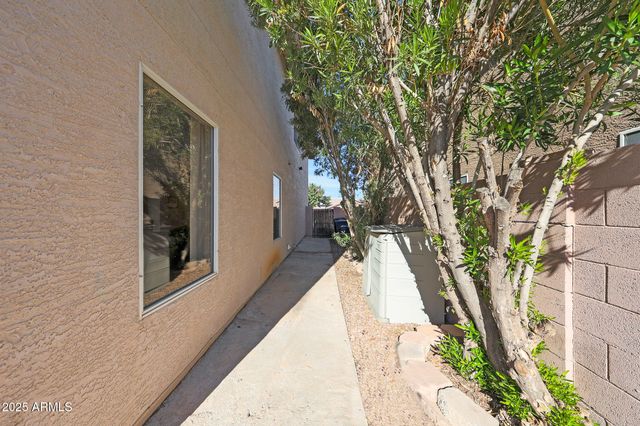 167 W SHAMROCK Street, Gilbert, AZ 85233