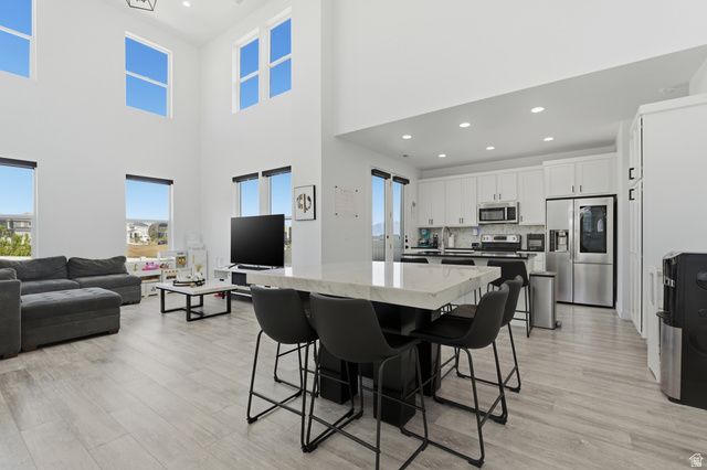 7151 W IRON SPRING LN, West Jordan, UT 84081