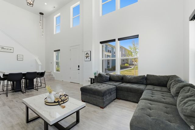7151 W IRON SPRING LN, West Jordan, UT 84081