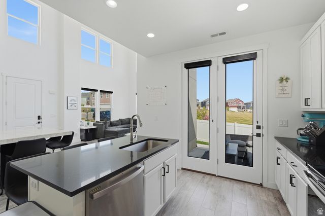 7151 W IRON SPRING LN, West Jordan, UT 84081